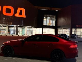 2016 Jaguar XE EcoBoost I, красный, 1980000 рублей, вид 3