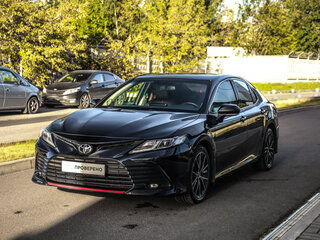 2021 Toyota Camry VIII (XV70) Рестайлинг, чёрный, 2399777 рублей, вид 5