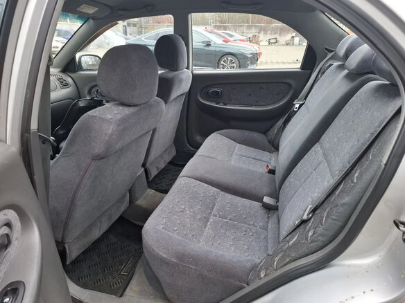 2007 Kia Spectra I Рестайлинг 2, серебристый, 195000 рублей - вид 15