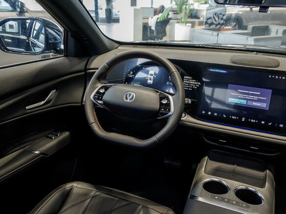 2025 Changan CS75 Plus IV, чёрный, 4339900 рублей - вид 8