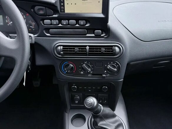 2026 Lada (ВАЗ) Niva Travel I Рестайлинг, коричневый, 1732000 рублей - вид 18