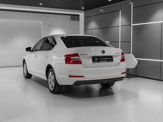 2013 Skoda Octavia III (A7), белый, 875000 рублей, вид 4