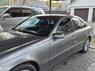 2003 Mercedes-Benz E-Класс 320 III (W211, S211), серый, 870000 рублей, вид 3