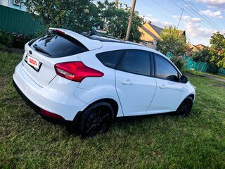 2017 Ford Focus III Рестайлинг, чёрный, 1385000 рублей, вид 3