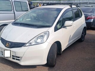 2011 Honda Fit II, белый, 648400 рублей, вид 2