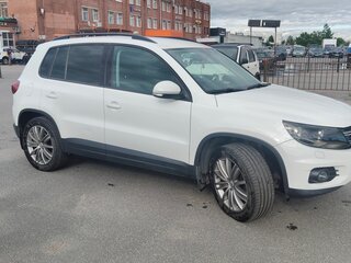 2013 Volkswagen Tiguan I Рестайлинг, белый, 1400000 рублей, вид 1