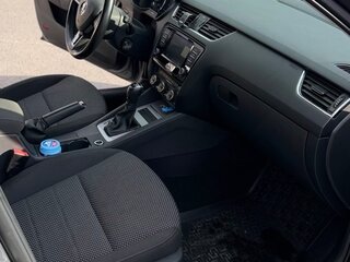 2017 Skoda Octavia III (A7), серый, 1390000 рублей, вид 5