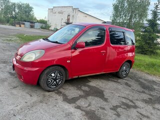 2000 Toyota FunCargo, красный, 380000 рублей, вид 5
