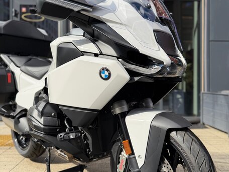 2025 BMW R 1300 RT, белый, 2850000 рублей, вид 2