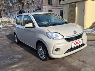 2018 Toyota Passo III, бежевый, 990000 рублей, вид 1