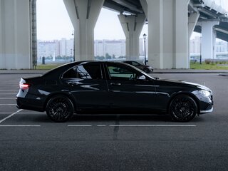 2021 Mercedes-Benz E-Класс 250 V (W213, S213, C238) Рестайлинг, чёрный, 4190000 рублей, вид 4