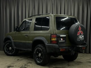 1997 Mitsubishi Pajero II, зелёный, 699900 рублей, вид 3