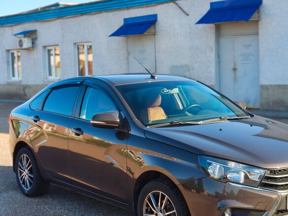 2019 Lada (ВАЗ) Vesta I, коричневый, 960000 рублей - вид 1