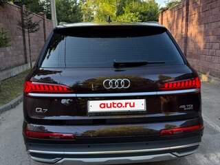 2020 Audi Q7 45 TDI II (4M) Рестайлинг, коричневый, 5950000 рублей, вид 2