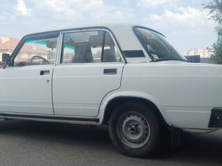 2006 Lada (ВАЗ) 2107, белый, 235000 рублей, вид 5