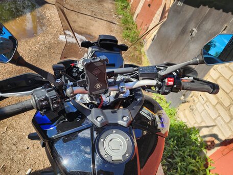 2019 Yamaha MT-09 Tracer (FJ-09), синий, 1000000 рублей, вид 4