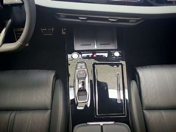 2026 Audi A6 L VI (C9), серебристый, 7450000 рублей - вид 20