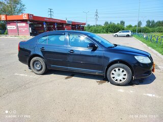 2011 Skoda Octavia II (A5) Рестайлинг, чёрный, 680000 рублей, вид 2