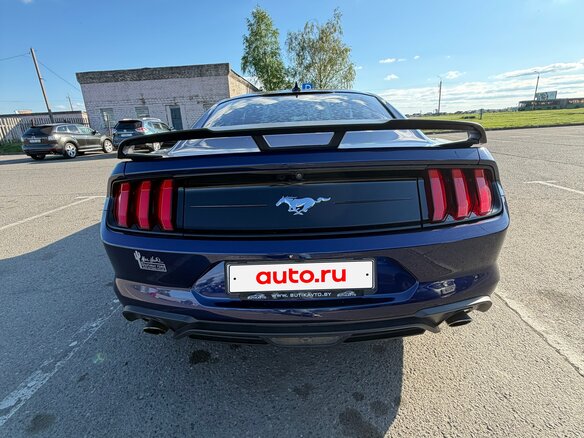 2020 Ford Mustang VI Рестайлинг, синий, 2200000 рублей - вид 8