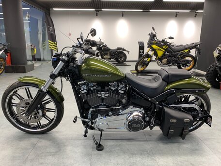 2022 Harley-Davidson Breakout, зелёный, 1990000 рублей, вид 2
