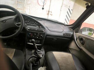 2005 Chevrolet Niva I, серебристый, 300000 рублей, вид 5