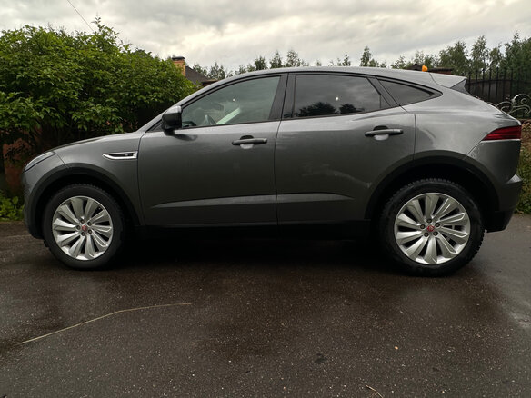 2018 Jaguar E-Pace I, серый, 2790000 рублей - вид 5