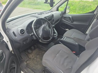 2015 Peugeot Partner, белый, 800000 рублей, вид 3