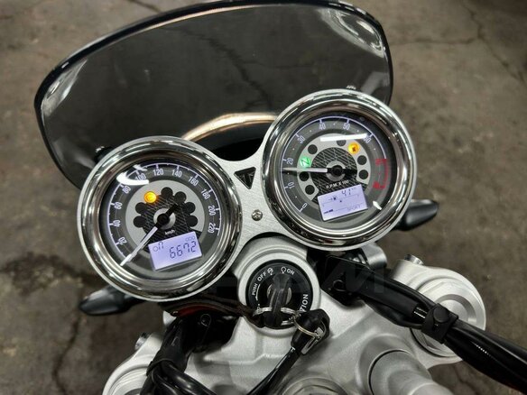 2022 Triumph Speed Twin, красный, 1250000 рублей - вид 35