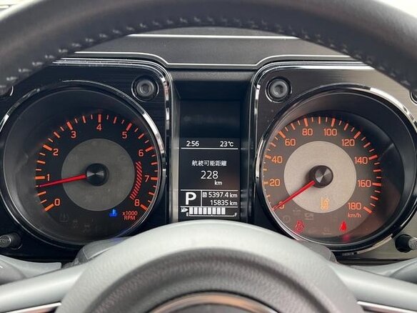 2023 Suzuki Jimny Sierra IV, чёрный, 1877000 рублей - вид 10