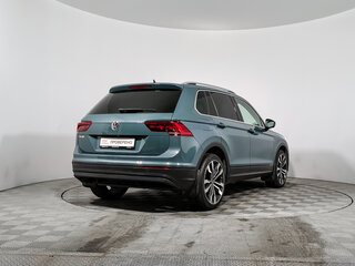 2020 Volkswagen Tiguan II, синий, 2024000 рублей, вид 5