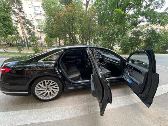 2021 Audi A8 Long 55 TFSI IV (D5), чёрный, 9200000 рублей - вид 5
