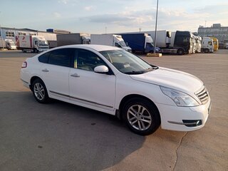 2013 Nissan Teana II (J32) Рестайлинг, белый, 900000 рублей, вид 2