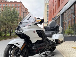 2023 Honda GL 1800 Gold Wing, белый, 3000000 рублей, вид 2