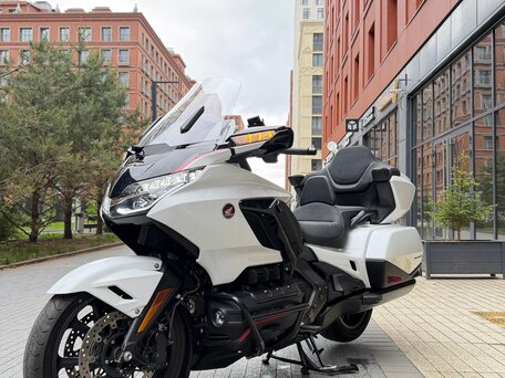 2023 Honda GL 1800 Gold Wing, белый, 3000000 рублей, вид 2