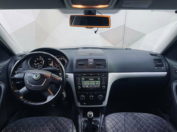 2013 Skoda Yeti I, чёрный, 654000 рублей - вид 10