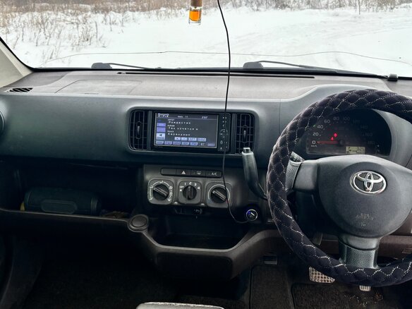 2012 Toyota Passo II (C30), красный, 580000 рублей - вид 8
