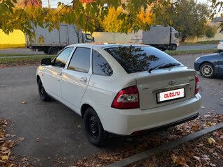2015 Lada (ВАЗ) Priora I Рестайлинг, белый, 550000 рублей, вид 3