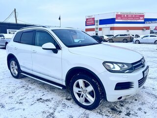 2012 Volkswagen Touareg II, белый, 2250000 рублей, вид 1