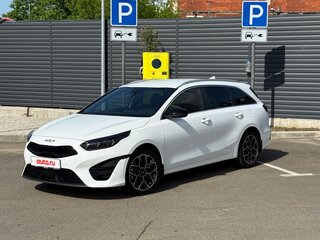 2021 Kia Ceed III Рестайлинг, белый, 2300000 рублей, вид 1