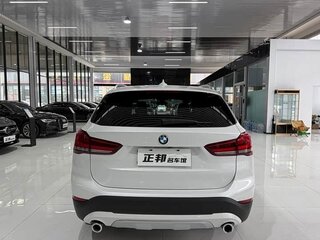 2022 BMW X1 18i sDrive II (F48) Рестайлинг, белый, 2230000 рублей, вид 3
