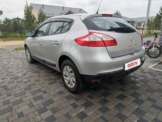 2014 Renault Megane III Рестайлинг 2, серый, 680000 рублей, вид 4
