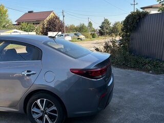 2019 Kia Rio IV, серый, 1550000 рублей, вид 5