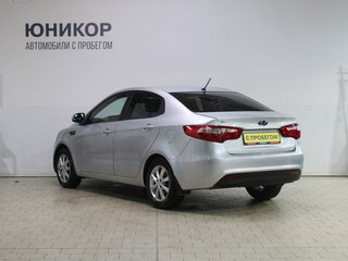2013 Kia Rio 4-speed III, серебристый, 499000 рублей, вид 4