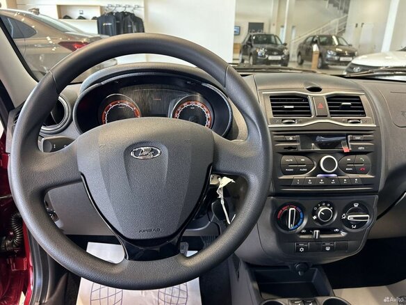 2026 Lada (ВАЗ) Granta Cross I Рестайлинг, красный - вид 9