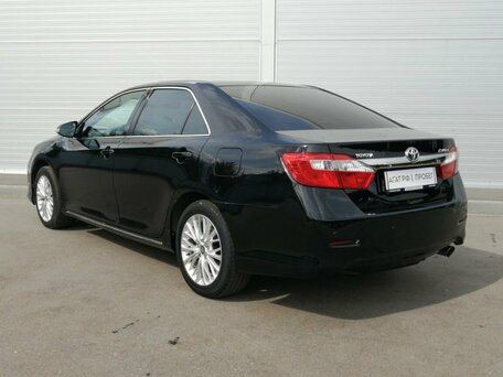 2014 Toyota Camry VII (XV50), чёрный, 1285000 рублей, вид 5