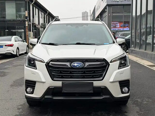 2023 Subaru Forester V Рестайлинг, белый, 2900001 рублей, вид 2