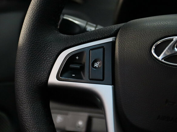 2013 Hyundai Solaris I, белый - вид 26