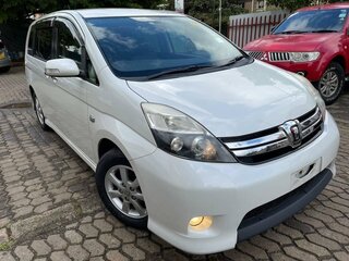 2014 Toyota ISis I Рестайлинг, белый, 1230000 рублей, вид 2