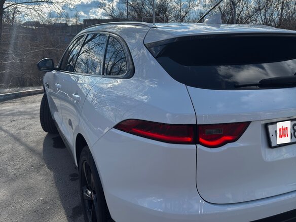 2018 Jaguar F-Pace I, белый, 3290000 рублей - вид 7