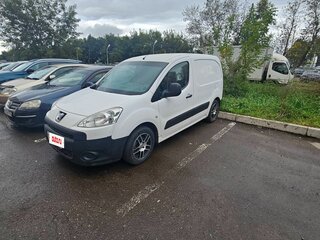 2011 Peugeot Partner II, белый, 590000 рублей, вид 2